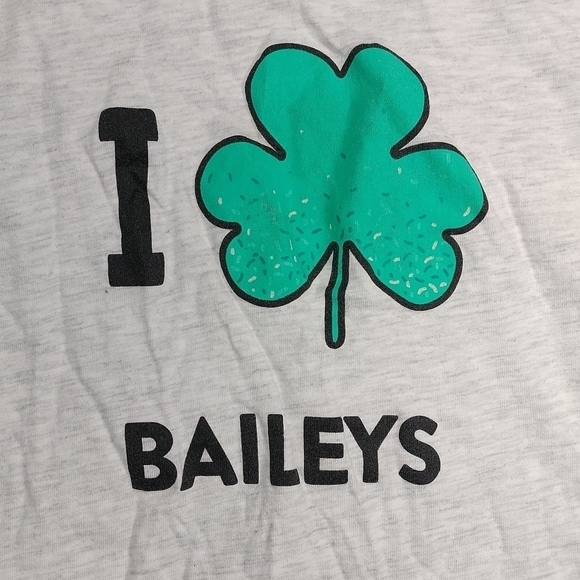 Bailey's I love Bailey's women's small sized t shirt - Picture 2 of 9
